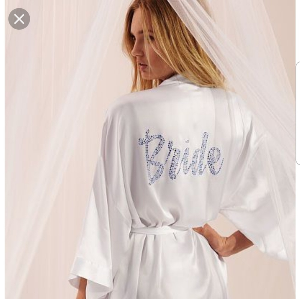 Victoria Secret Bride collection white short robe - Picture 2 of 7
